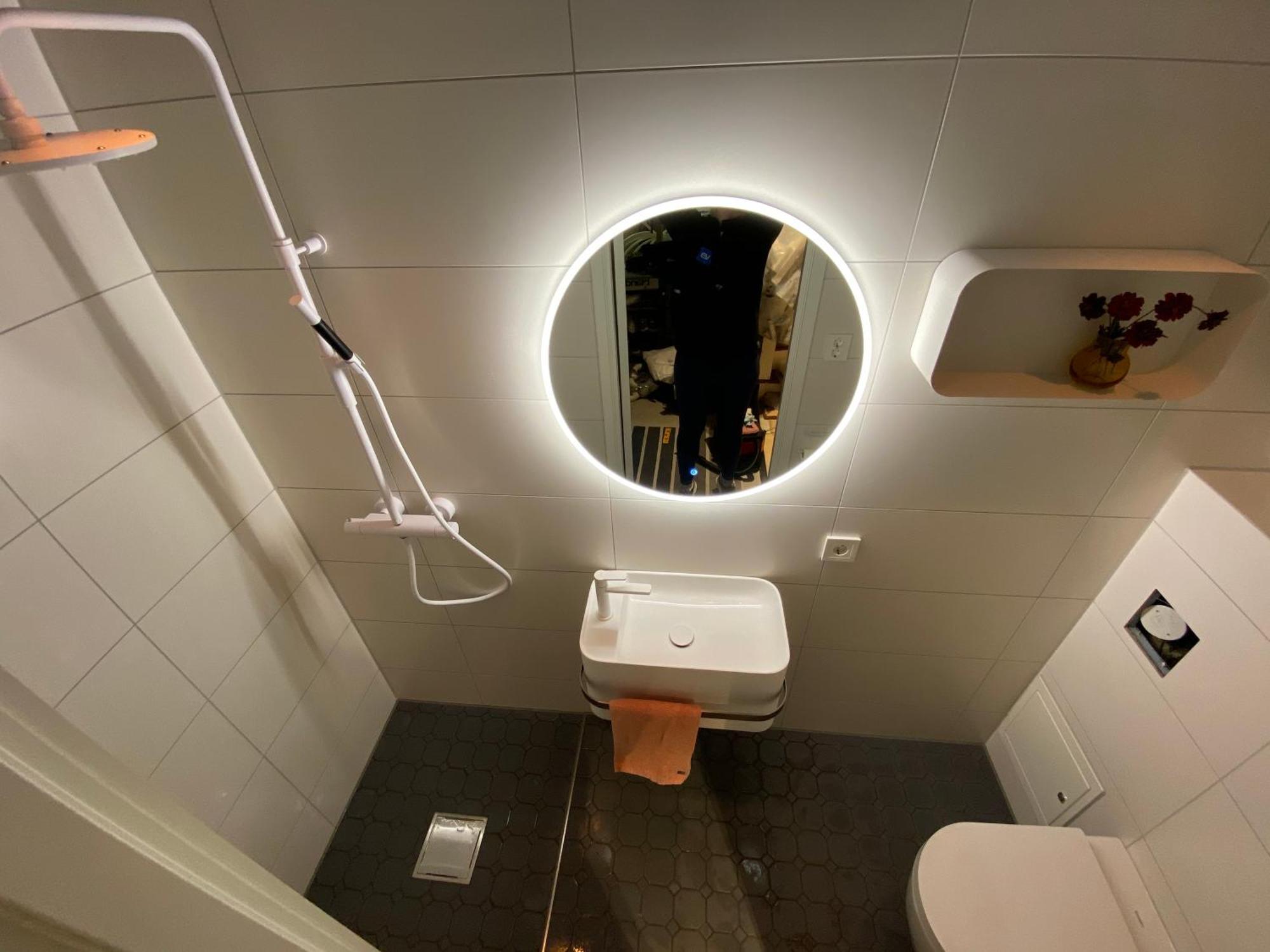 Spacious - High Quality - With Host For Ons Villaer